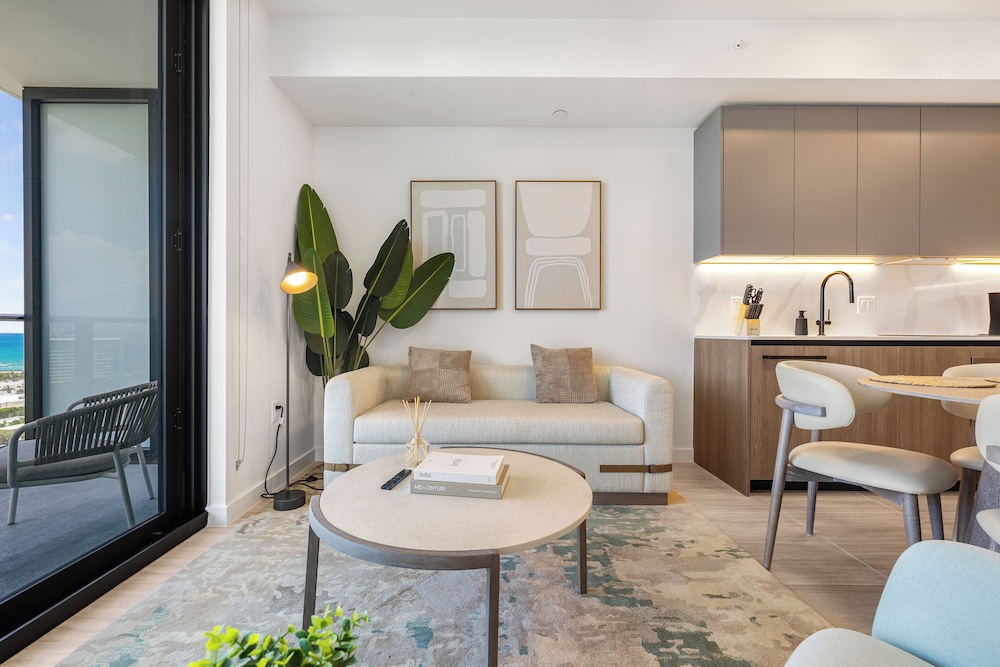 Luxury Condos Near Miami Beach