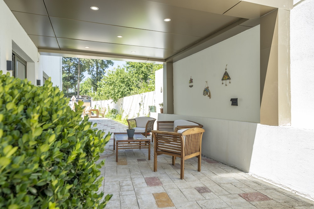 Olive Tree Hotel - Image 22