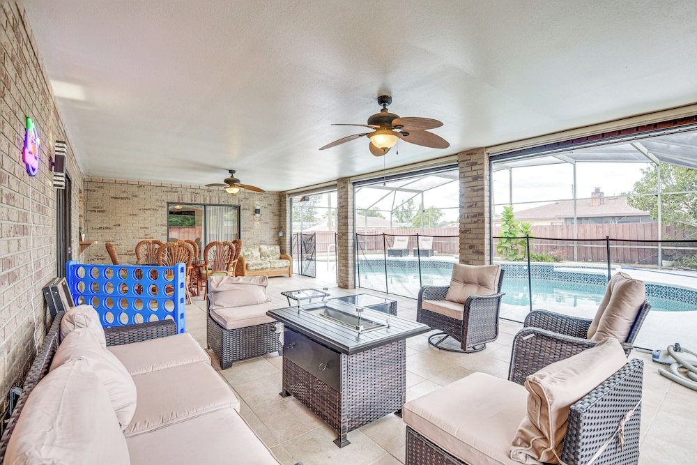 6 Mi to Gemini Springs Park: Chic Home w/ Pool!