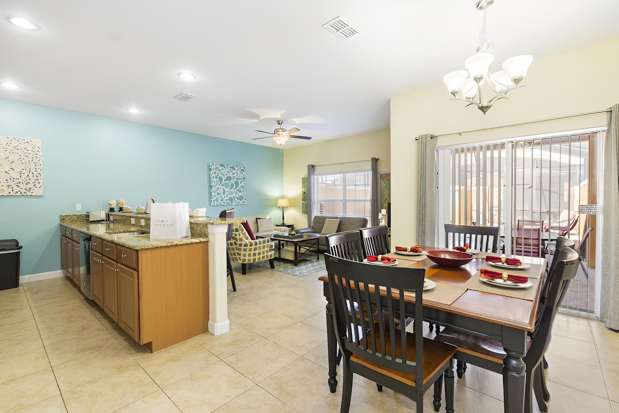 Paradise Palms 8979 - Image 4