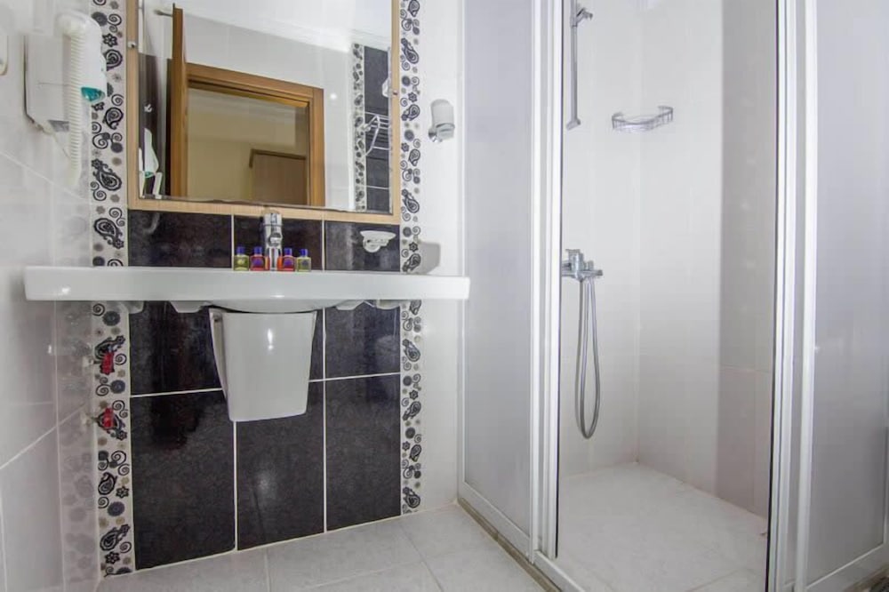 Karbelsun Otel - Image 82