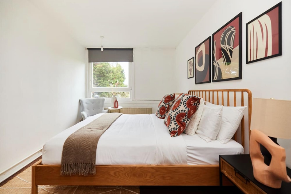 The Kennington Park Crib - Lovely 2bdr Flat With Garden