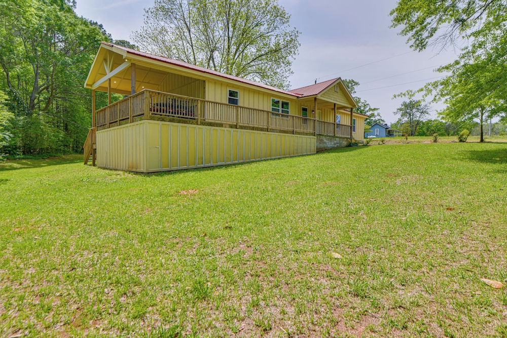 Hike, Swim & Explore: Secluded Hideaway in Shiloh!