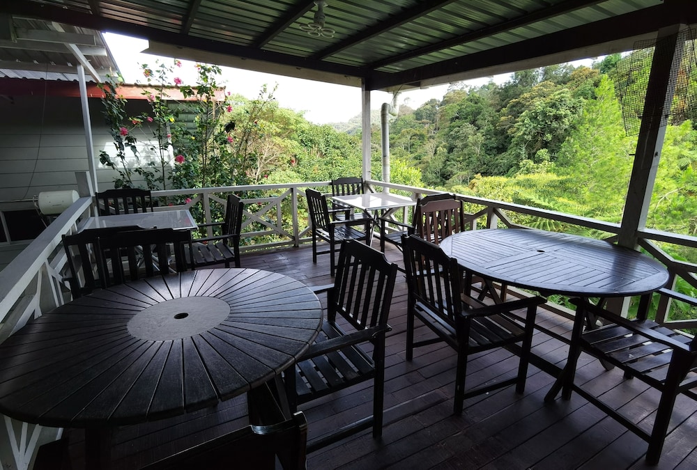Ceaser's Place photo 6