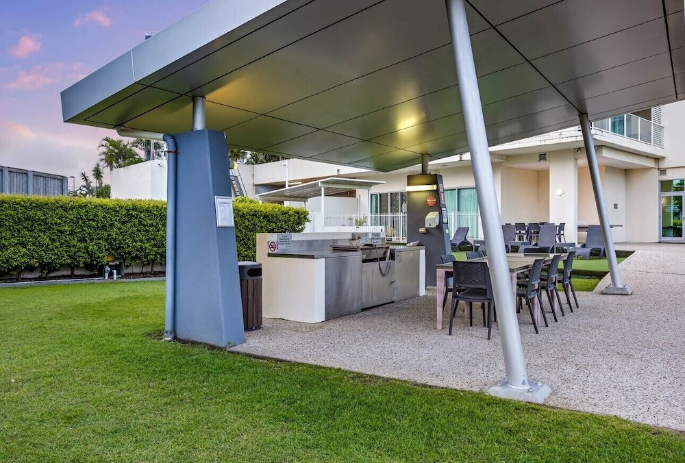 Wings Resort - Private Apartments