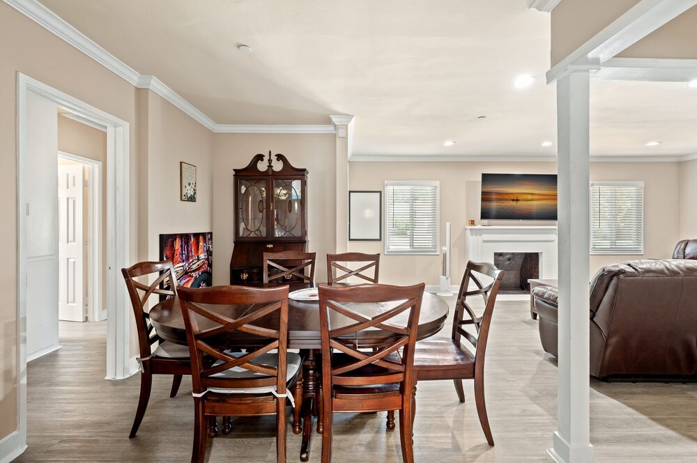 Whimsical Family Stay 10 Min Walk to PV Hospital