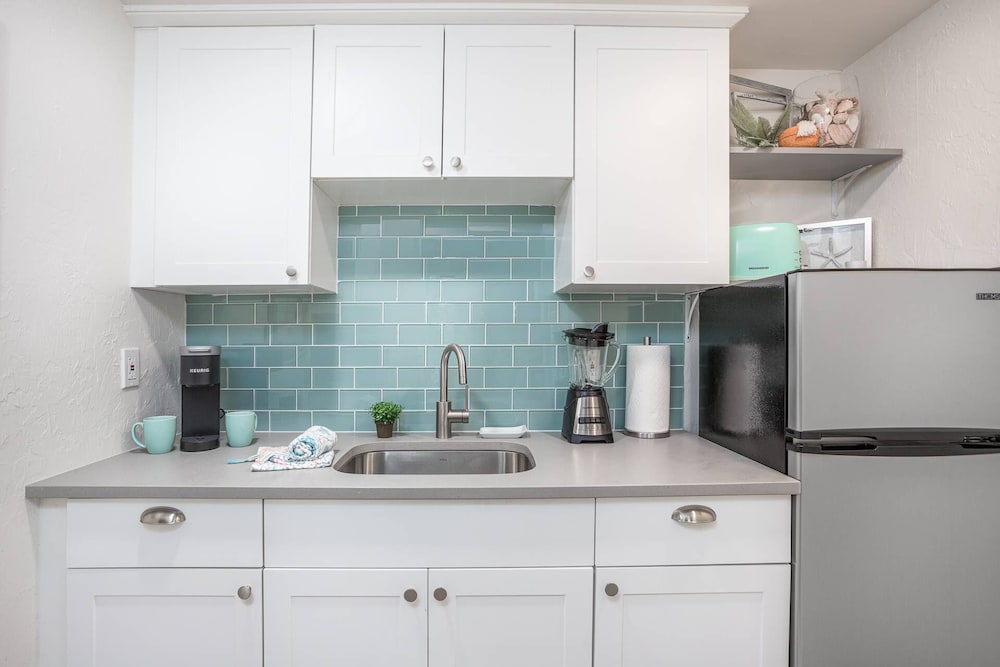 Pelican Gardens Studio 3 on Lido Key - Property Image 32