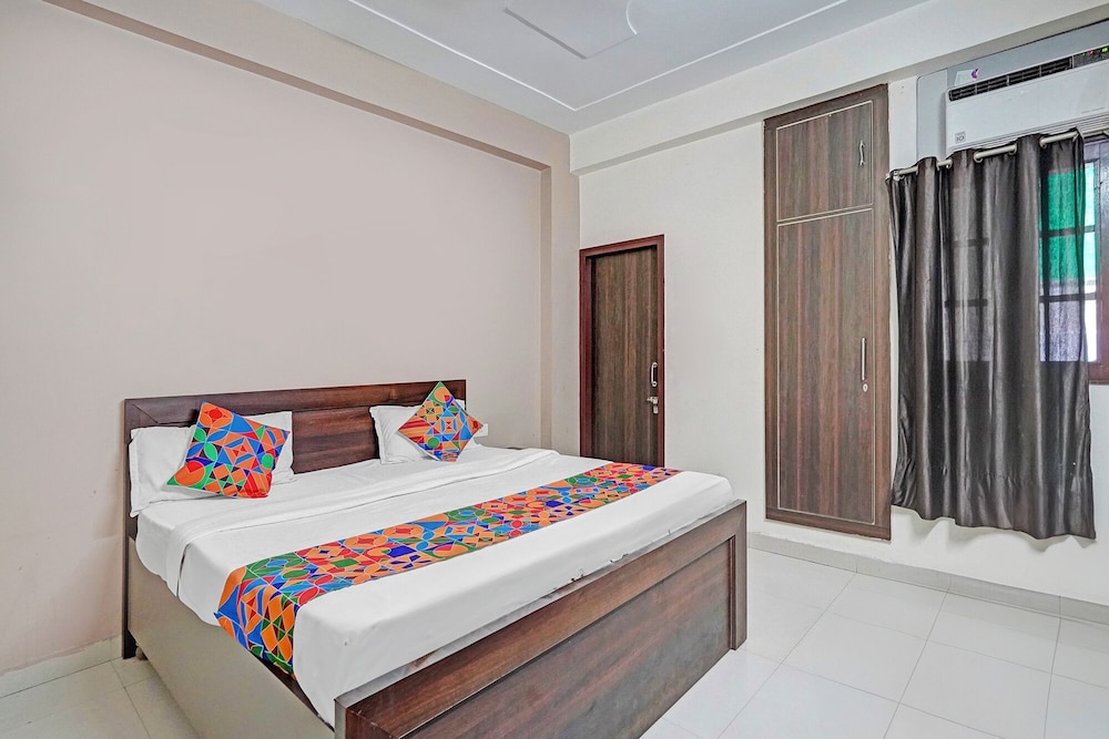 Fabhotel The Virat
