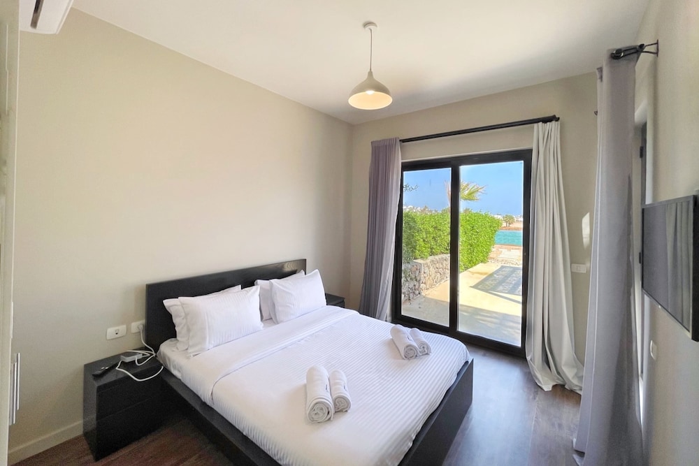 Xuru Stays I Poised & Pearly 3 BDR Villa @ Cyan El Gouna
