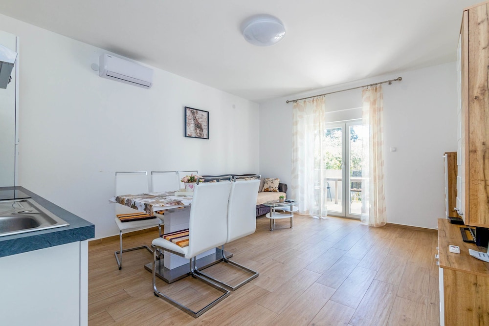 Apartment Lea view 3