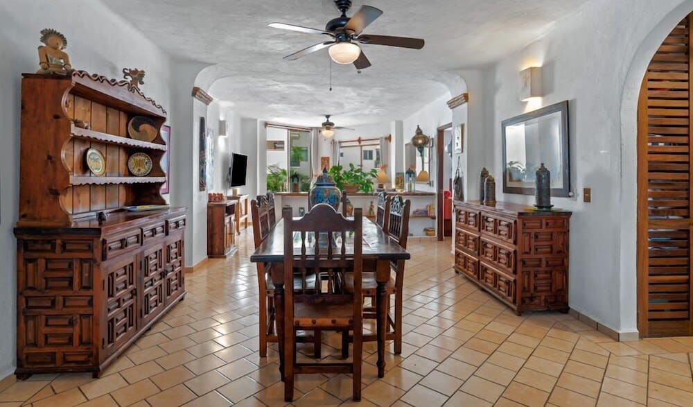Ocean View 2Br Condo-balcony-beach-pool - 902
