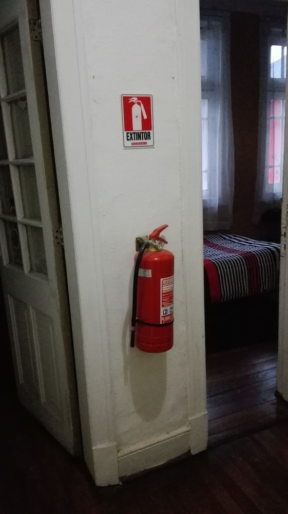 Hospedaje Almeyda B&B.