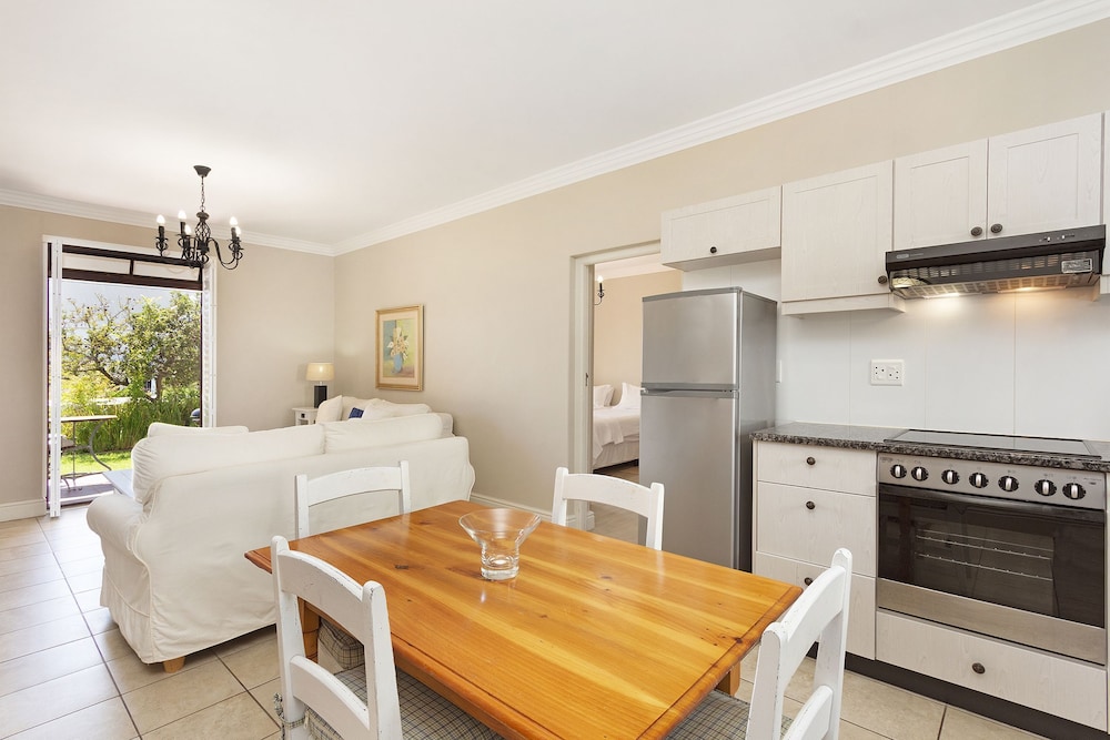 Winelands Golf Lodges at De Zalze