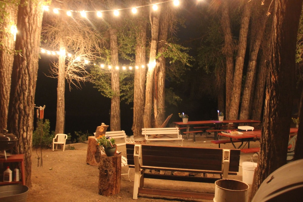 Black Bear Inn