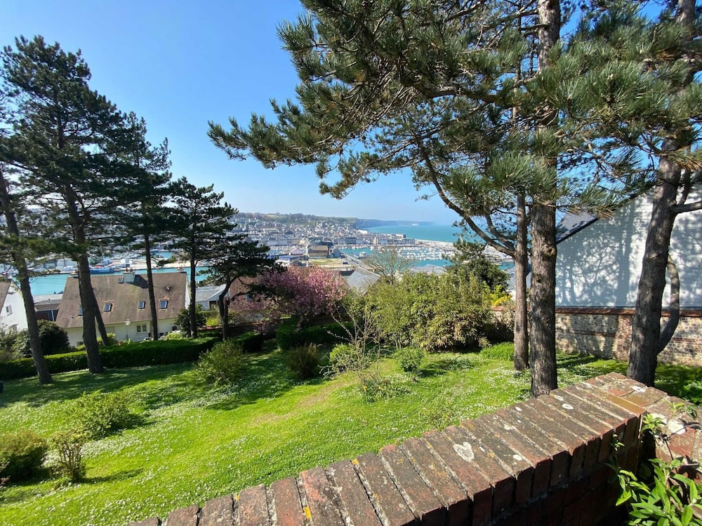 Duplex in Fecamp With Harbor Views view 2