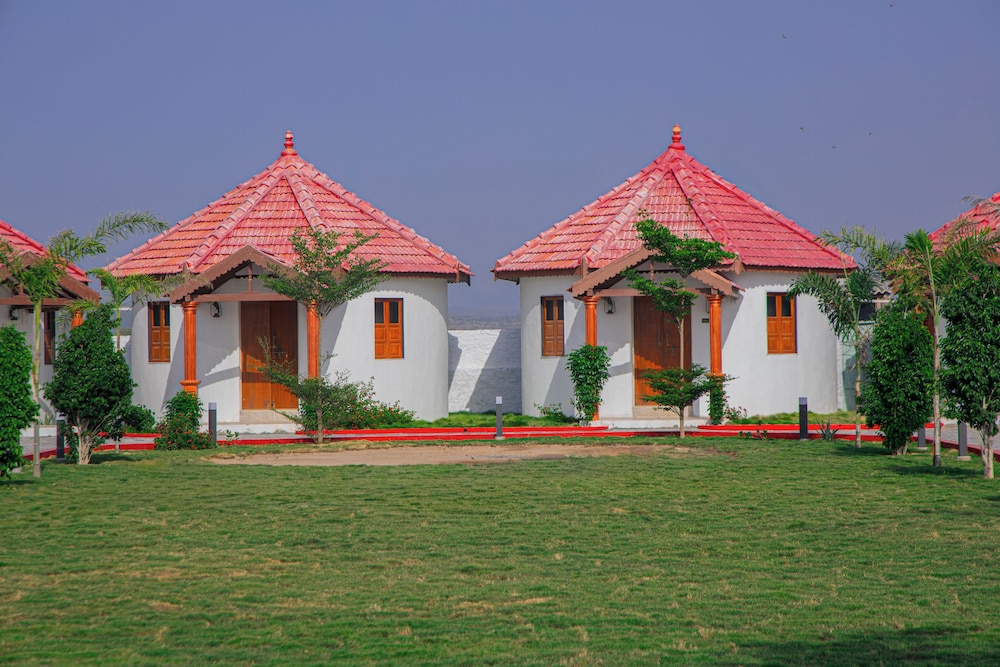 StayGuru The Heaven Resort