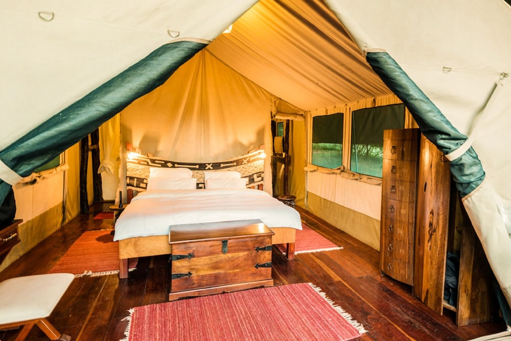 Instinct of the Mara view 5