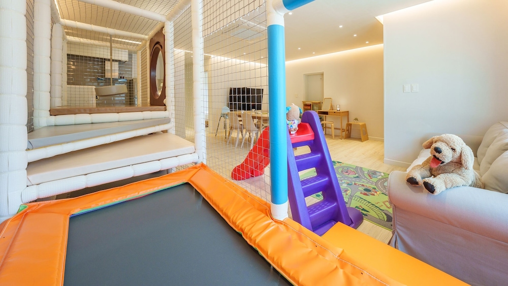 Gyeongju Ain Kids Pool Villa