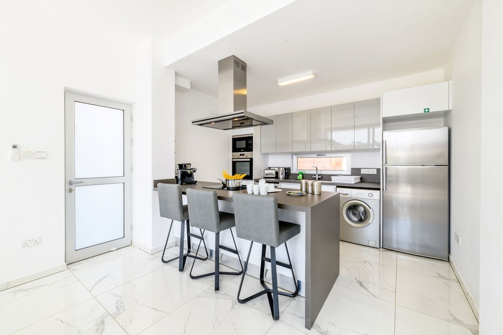 Olivine Waves Villa in Protaras