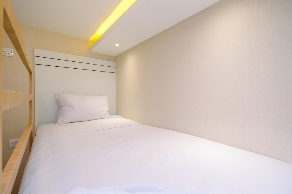 Minimalist and Cozy Stay 2BR Podomoro Golf View Apartment