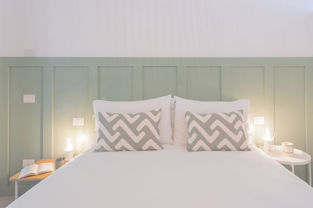 Salvia & Ginepro Apartments by Rent all Como
