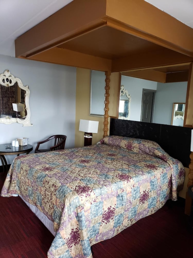Welcome Inn  Suites - Lyons - Property Image 10