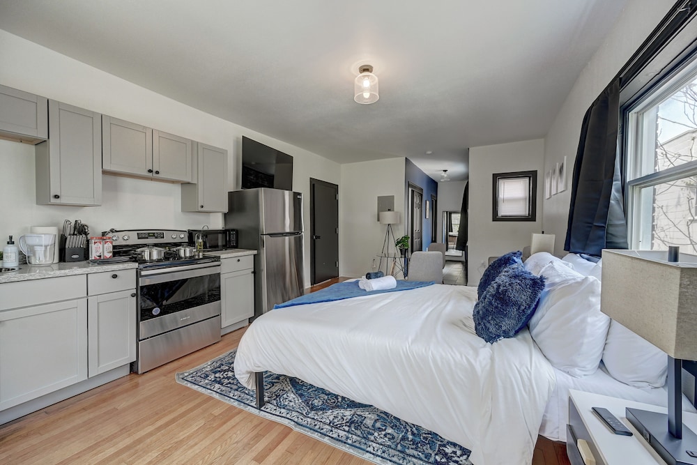 ROVE LIVING/KB - Prospect