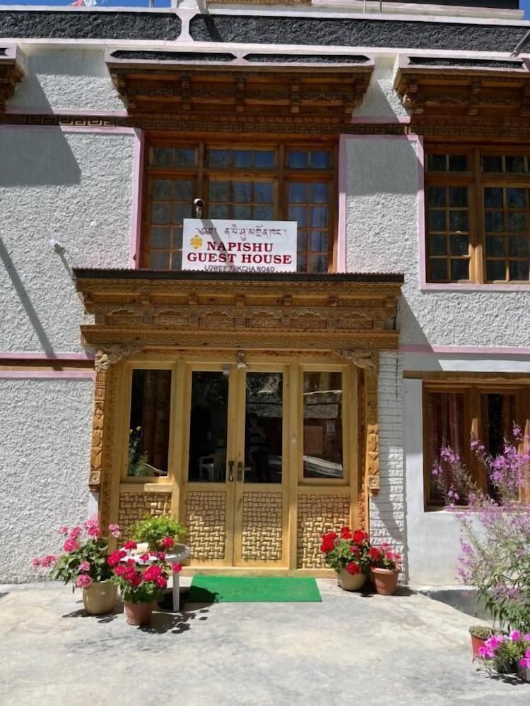 Napishu guest house
