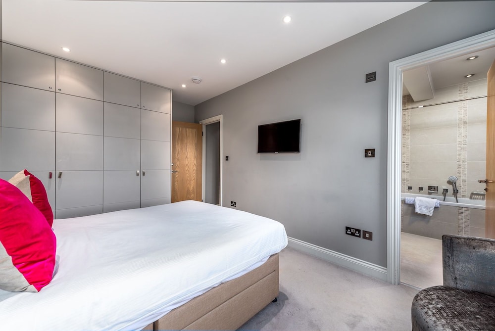 Nell Gwynn House Apartments