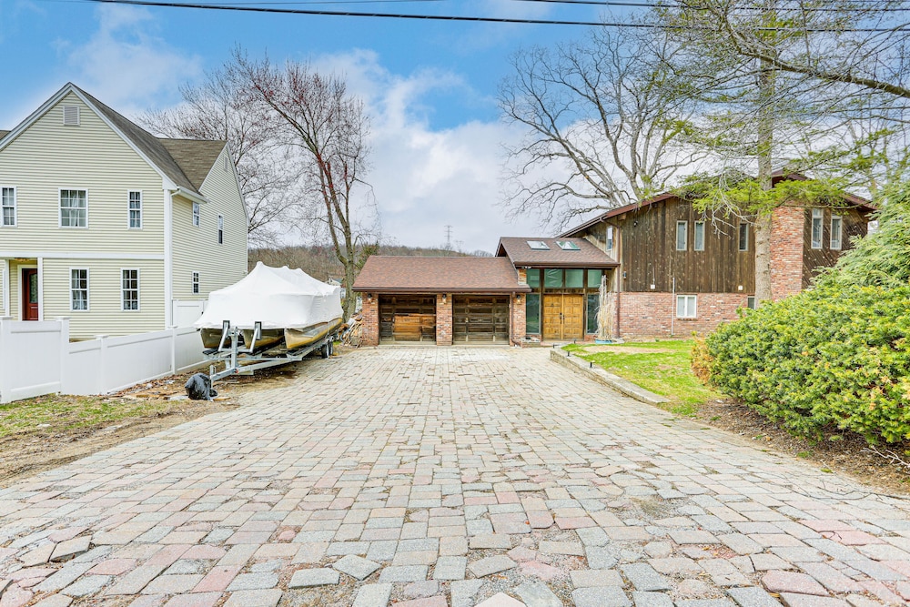 Waterfront Lake Hopatcong Home w/ Boat Dock!
