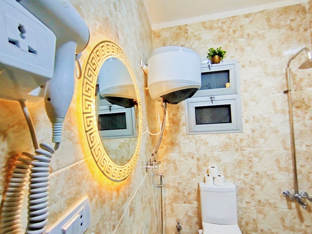 Garden City Apartment in Downtown Cairo