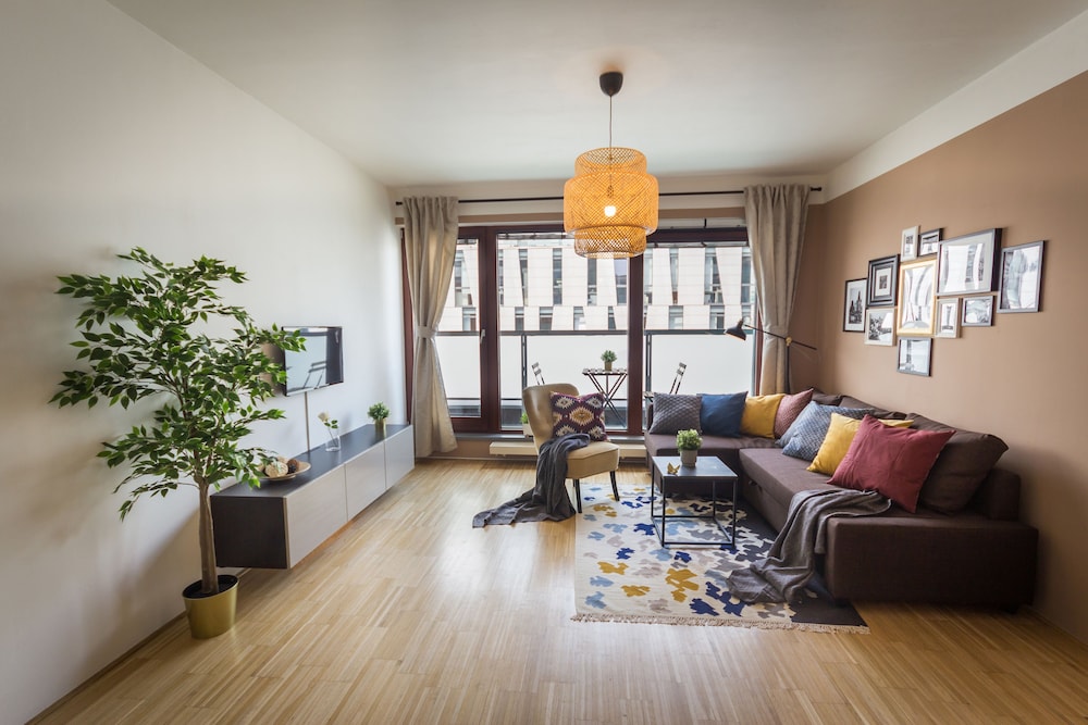 Luxury apartment River Diamond residence