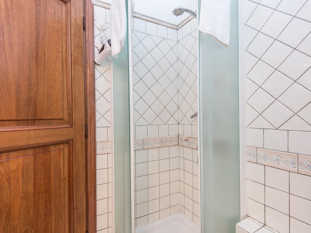 RSH Spanish Steps Luxury Apartment