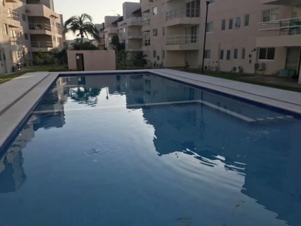 Banus Acapulco