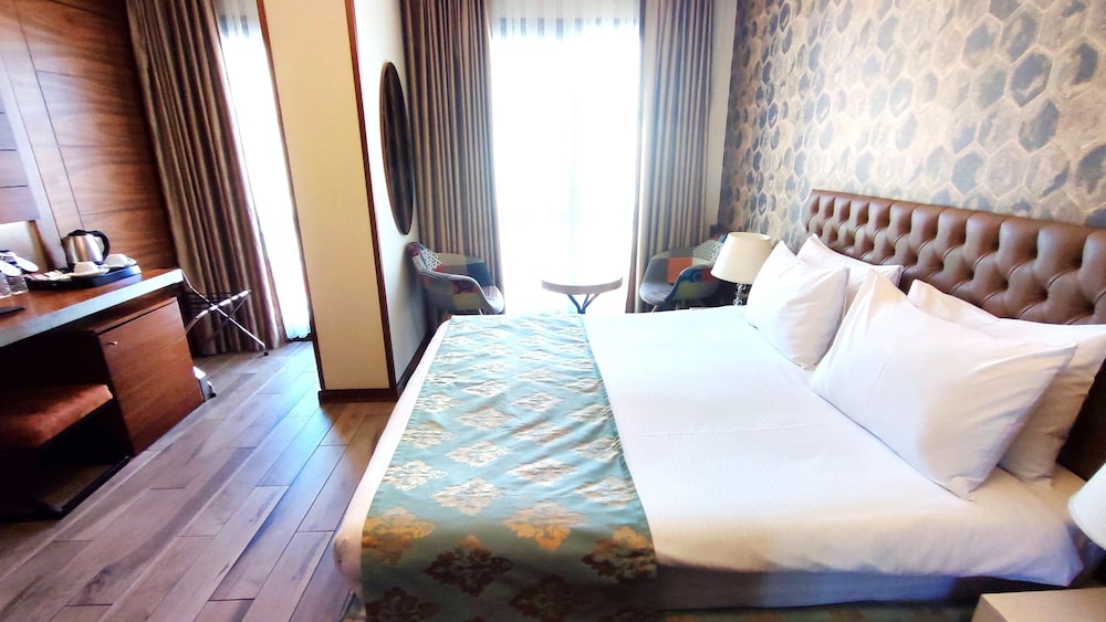 Old Port Otel - Image 42