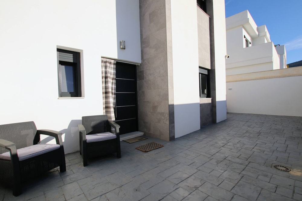 Tess Casa Sargantana