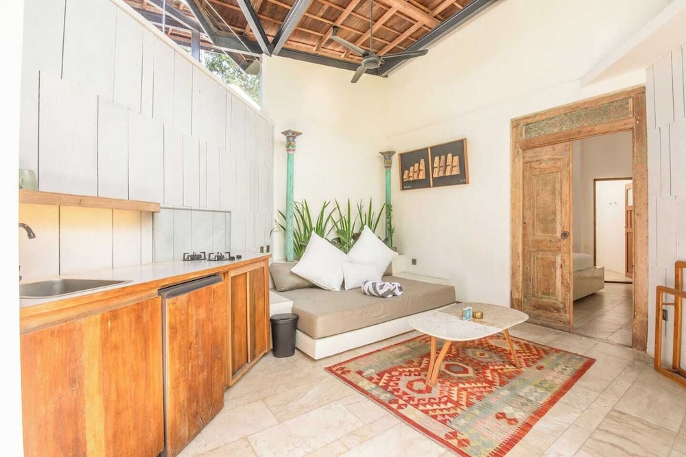 Stunning 1-br Villa With Pool, Echo Beach 4mins