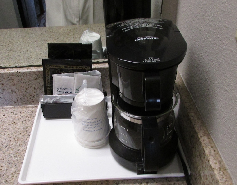 Days Inn Suites by Wyndham Fort Valley - Property Image 37