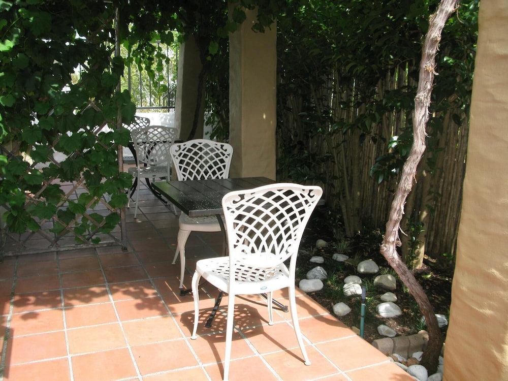 Casablanca Bed & Breakfast