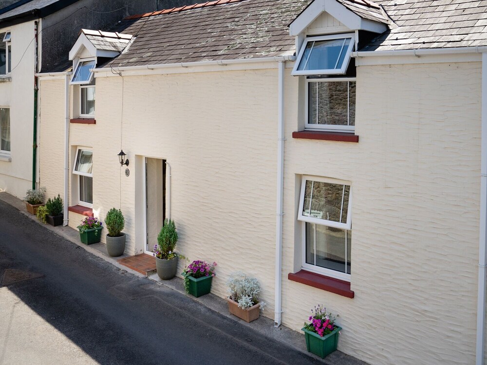 3 Horse Pool Road