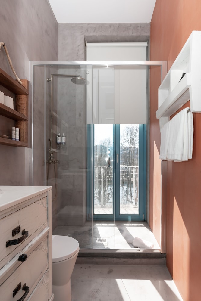 Des Arts- Guesthouse - Hostel