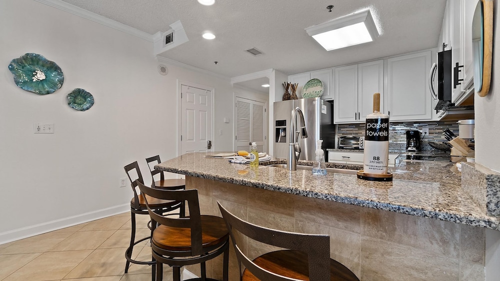 The Enclave #1006 by Southern Vacation Rentals