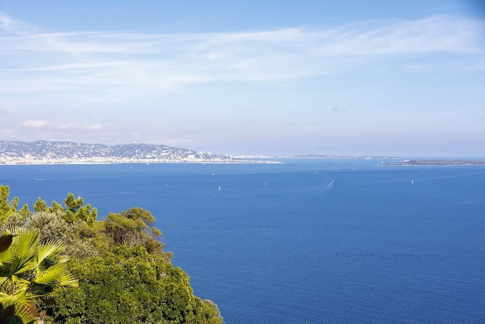 Magnificent Villa With sea View in Theoule sur Mer