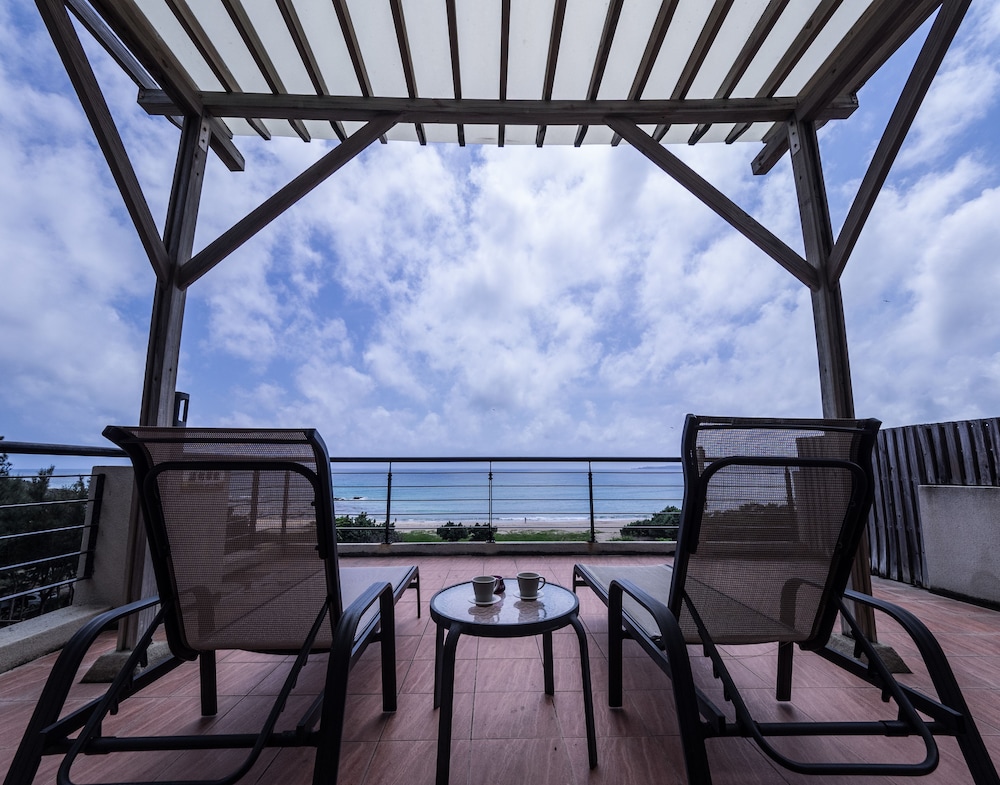 LoveSea 126 House Inn