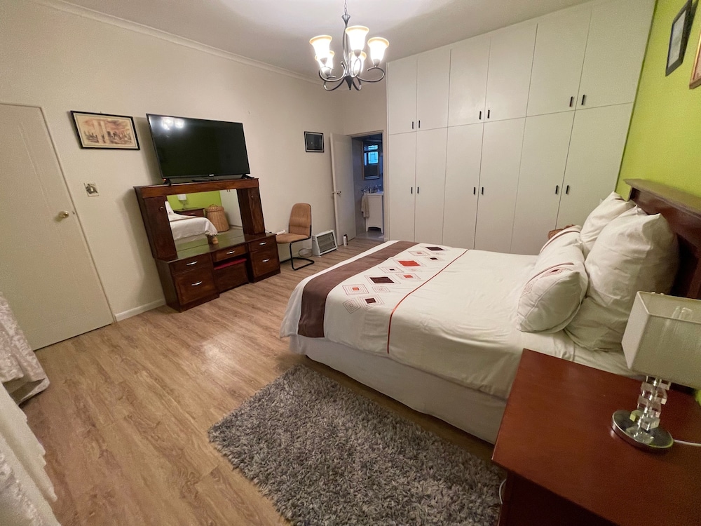 Canosas Home