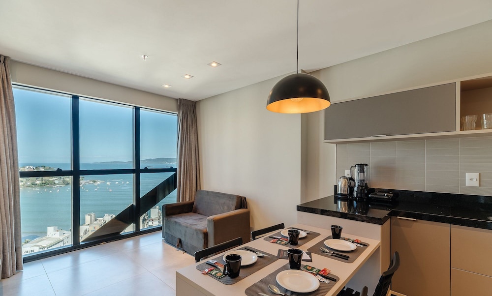 MHF II Apts Variados em Prédio com Vista para o Mar em Itapema