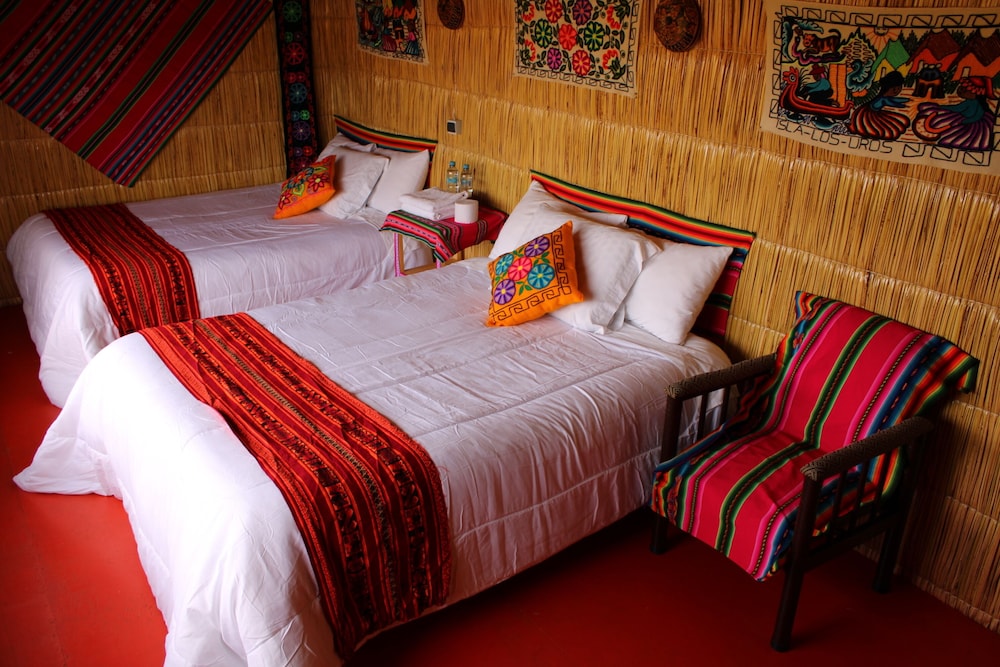 Titicaca Floating Lodge view 3