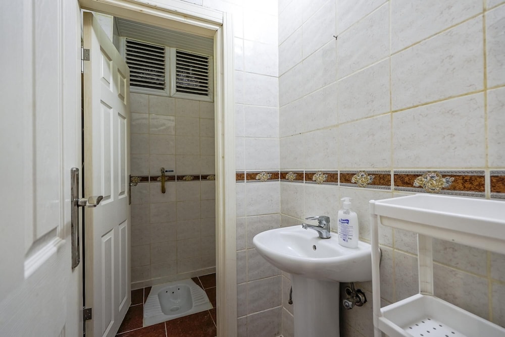 Cozy Flat w Balcony 10 min to Beach in Antalya