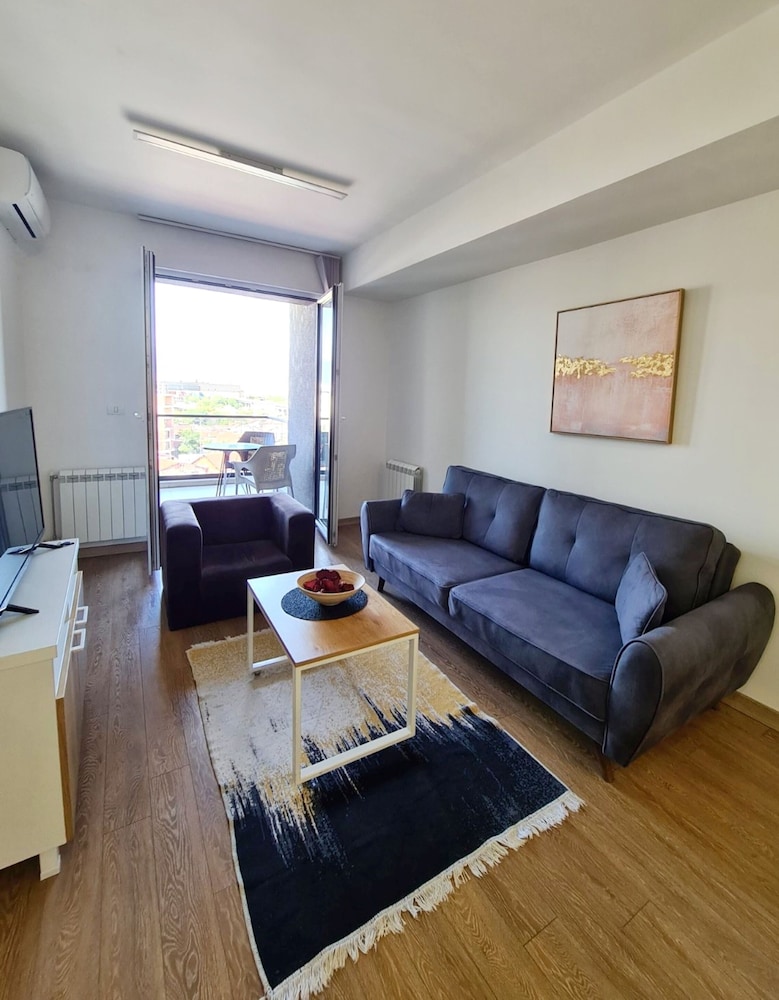 Urban Serviced Apartments