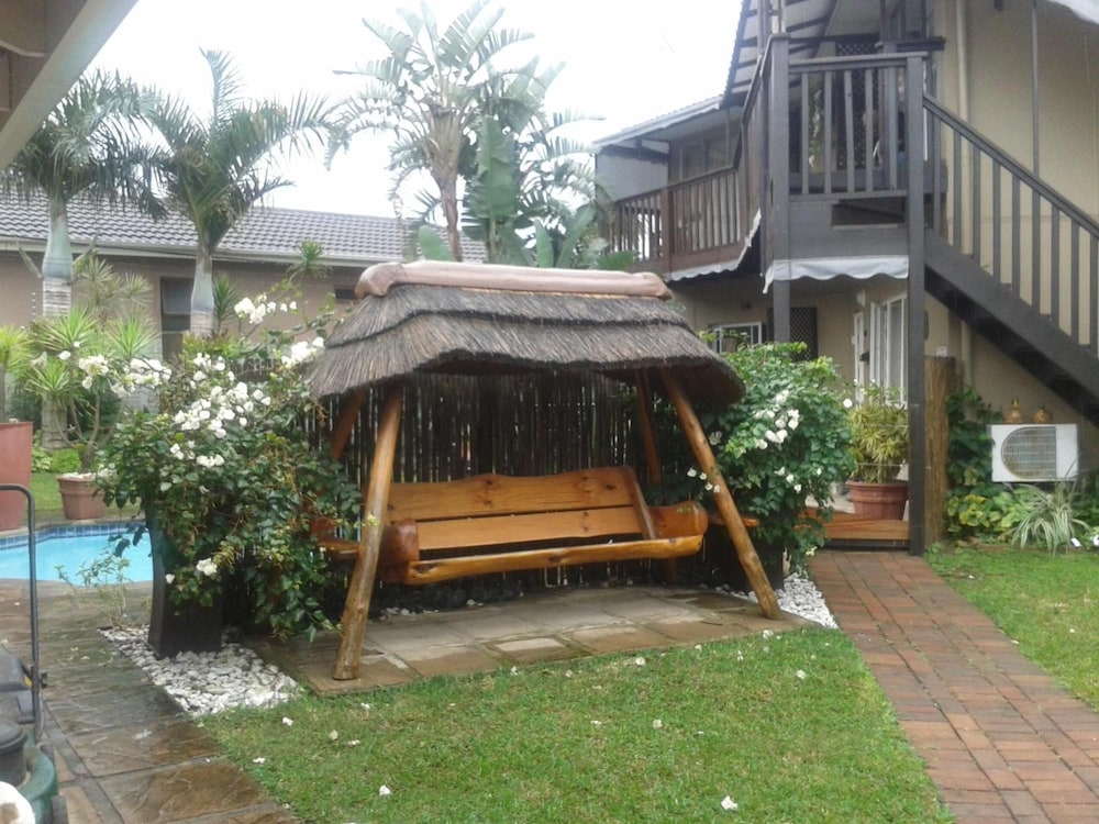 Boma Lodge